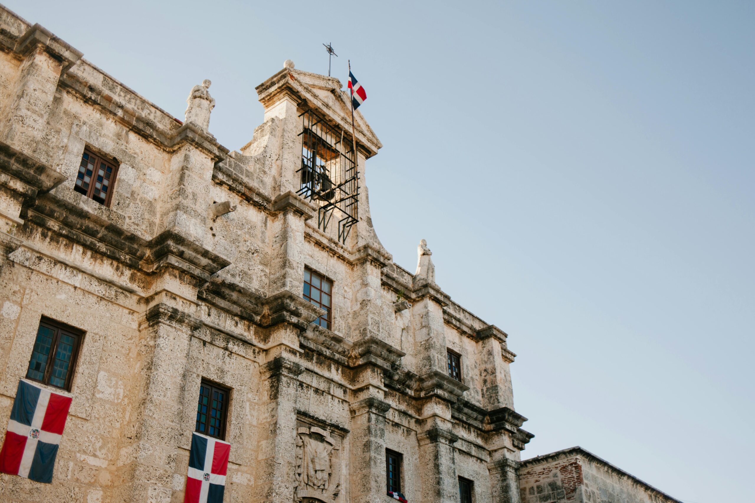 Buyers guide to dominican republic.